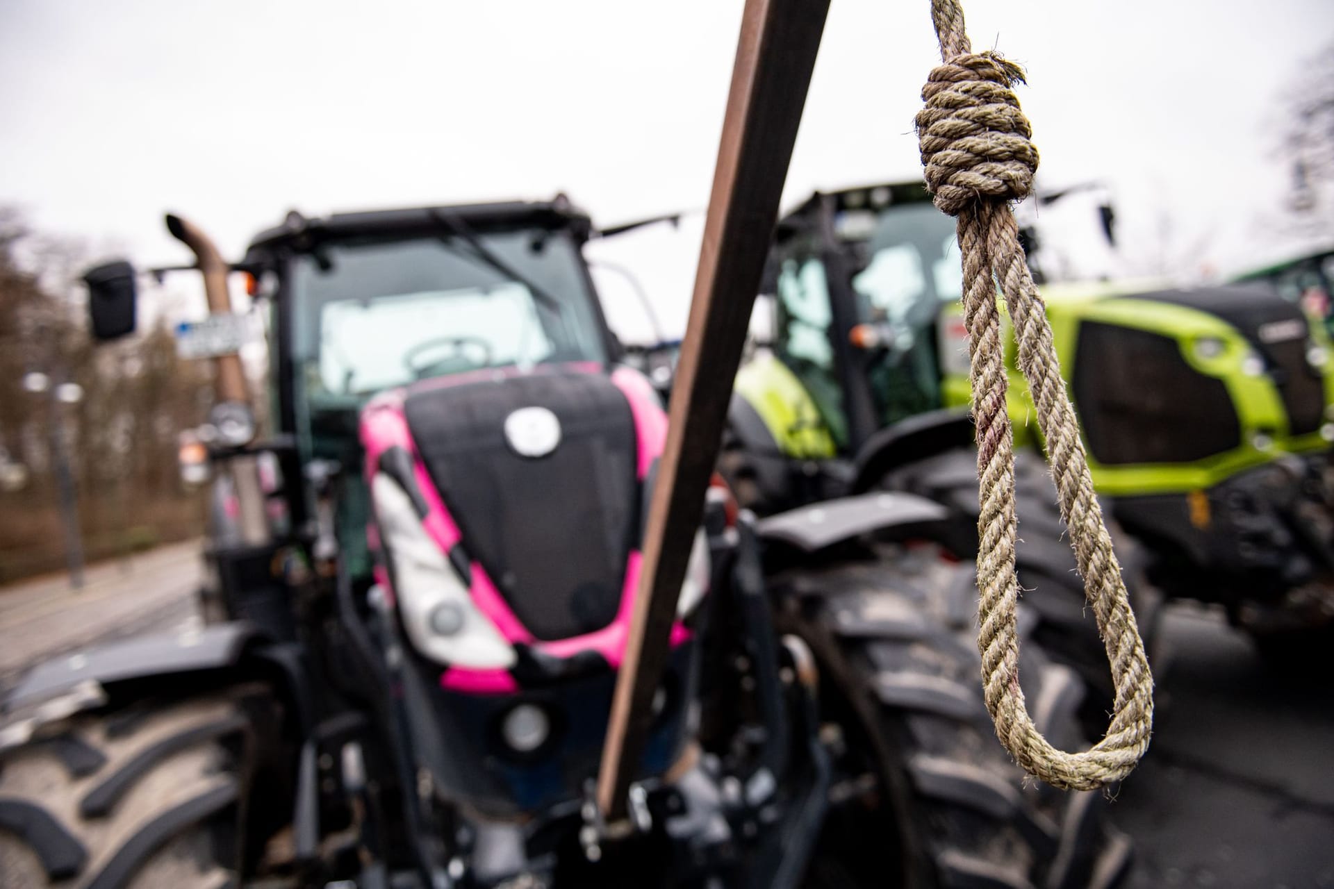 Berlin: Wegen der Kürzungen im Haushalt demonstrieren viele Landwirte.