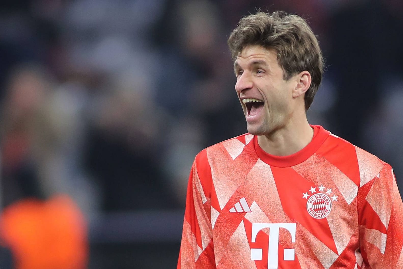 Zu Scherzen aufgelegt: Thomas Müller nimmt den Spielausfall mit Humor.