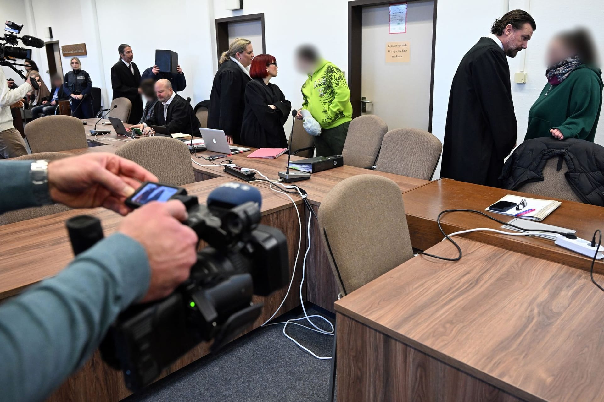 Prozessbeginn in Köln