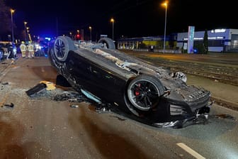 Vier Verletzte bei Autounfall in Hannover