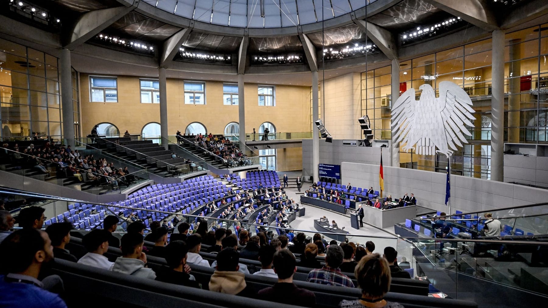 Bundestag Beschließt Schuldenbremse Und Nachtragshaushalt