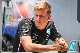 Nachdenklicher Blick: Mick Schumacher wird seit Beginn seiner Rennsportkarriere mit seinem Vater verglichen.