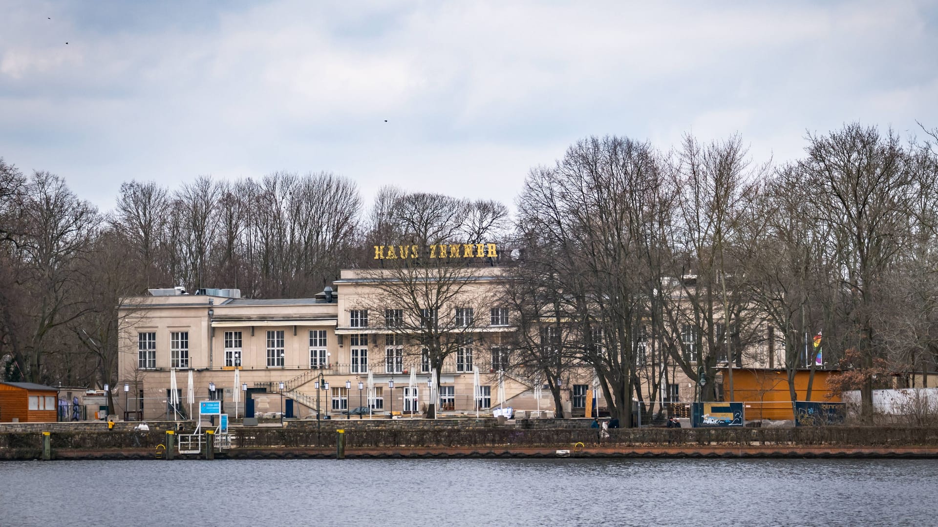 Berlin: Im Gasthaus Zenner sollte eine jüdische Partyreihe ausgerichtet werden. Zuerst erhielten die Organisatoren eine Absage. Berlin: Im Gasthaus Zenner sollte eine jüdische Partyreihe ausgerichtet werden. Zuerst erhielten die Organisatoren eine Absage.