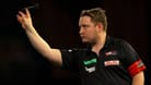 Voller Fokus: Martin Schindler lieferte im Duell gegen Jermaine Wattimena ab.
