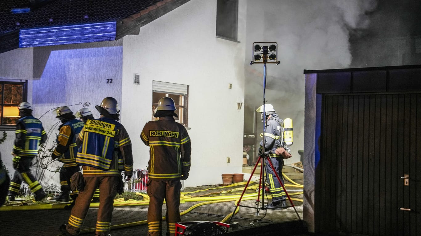 Brand in einer Sauna in Sindeflingen-Darmsheim: Neun Menschen erlitten Rauchgasvergiftungen.