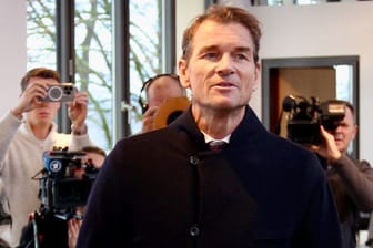 Jens Lehmann im Gerichtssaal in Starnberg: Etliche Medien wollten den Prozess verfolgen.