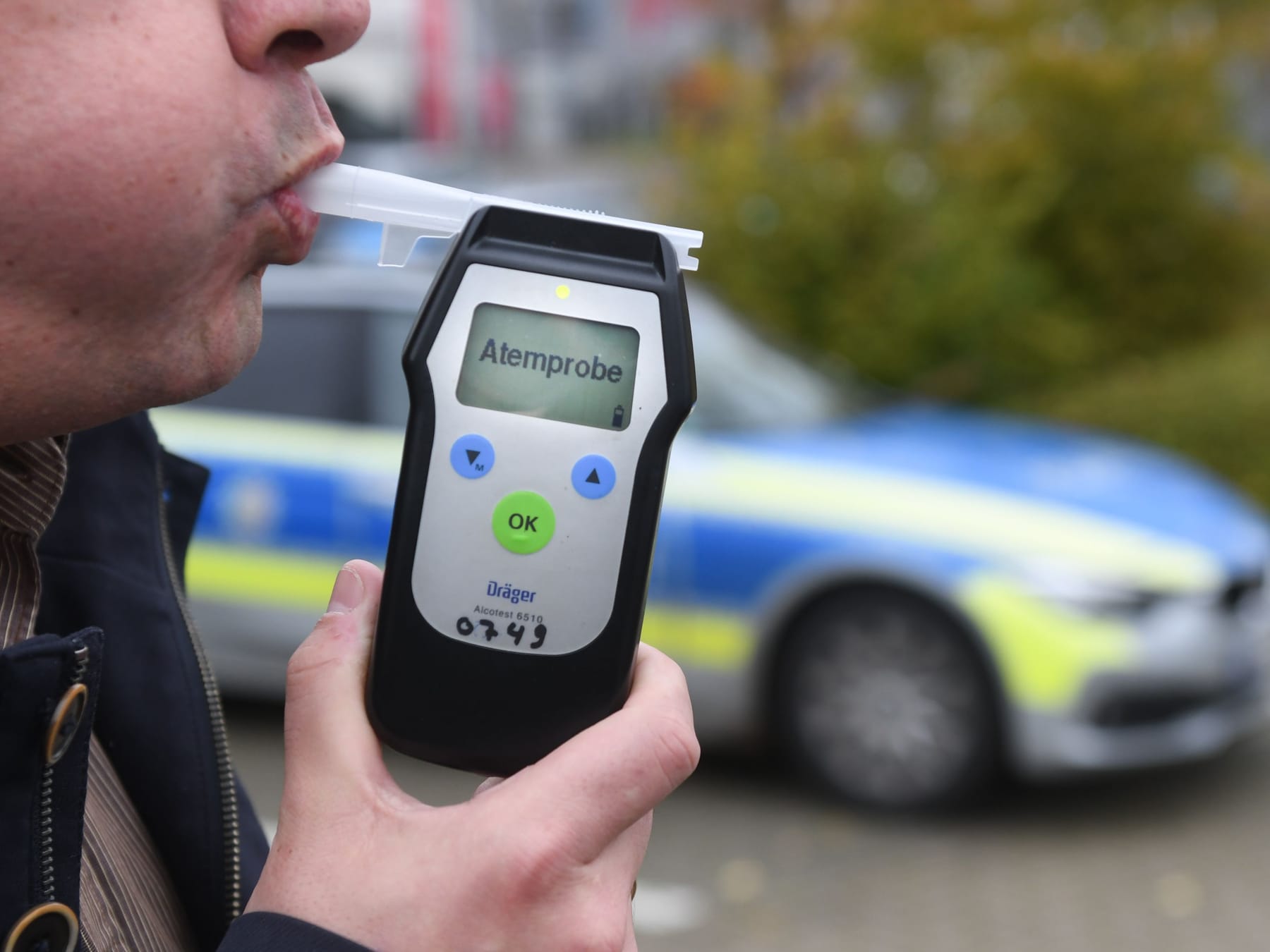 Salem  Bodensee: Betrunkener Autofahrer gerät mit 4,2 Promille in