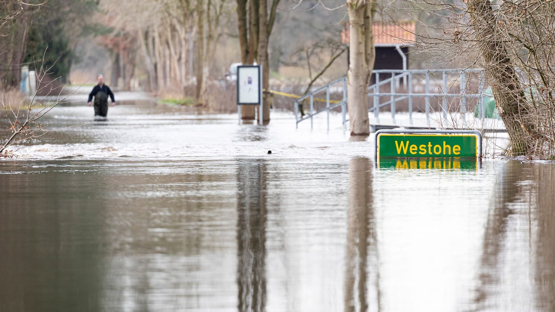 Hochwasser: Landkreis Ruft Katastrophenfall Aus – Behörden Mit Appell