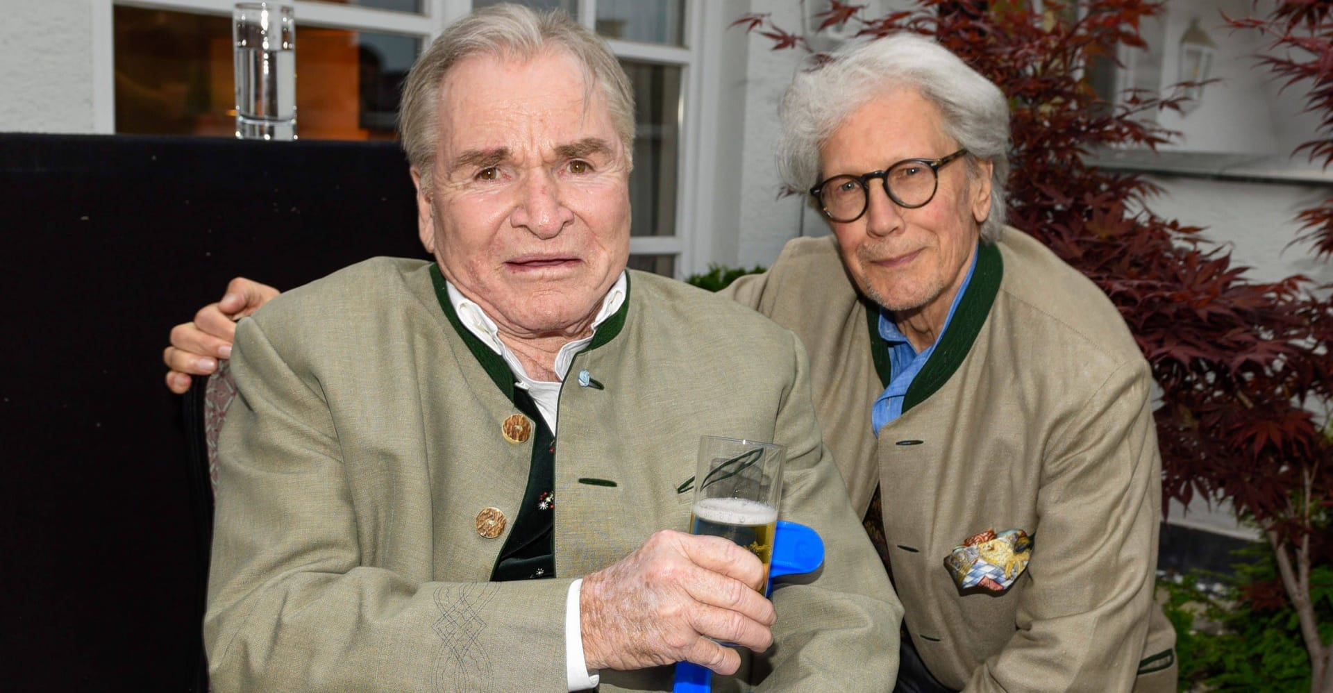 Fritz Wepper (l.) und Bernd Herzsprung sind seit Jahrzehnten eng befreundet. Nun müssen beide mit gesundheitlichen Problemen kämpfen.