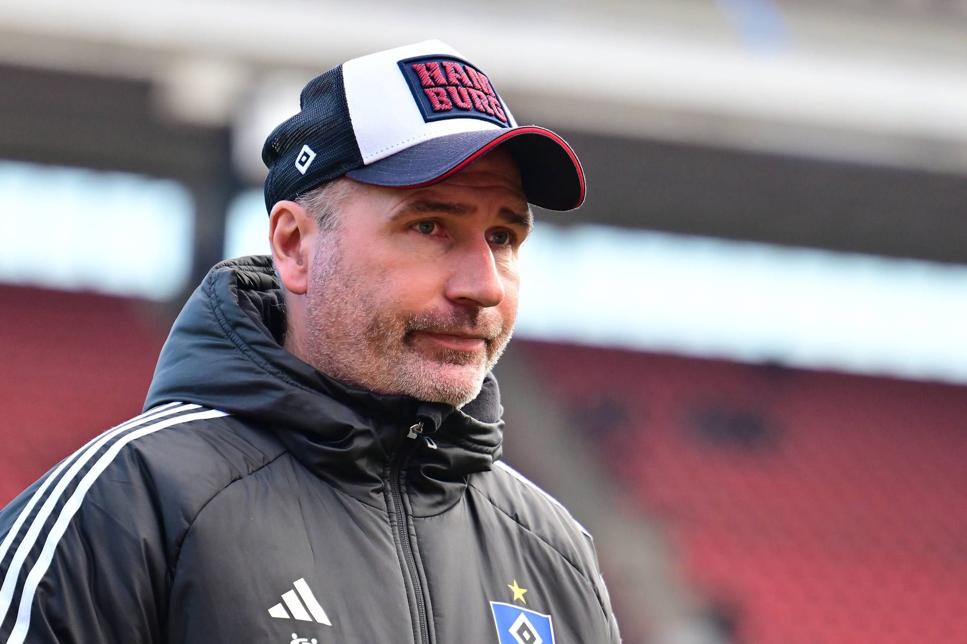 Tim Walter: Der Coach steht mit dem HSV auf Rang drei der Tabelle.