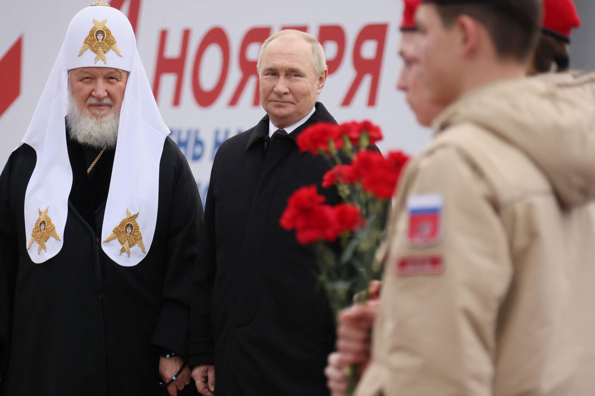 Patriarch Kyrill I. und Wladimir Putin: Die Russisch-Orthodoxe Kirche ist dem Kreml hörig.