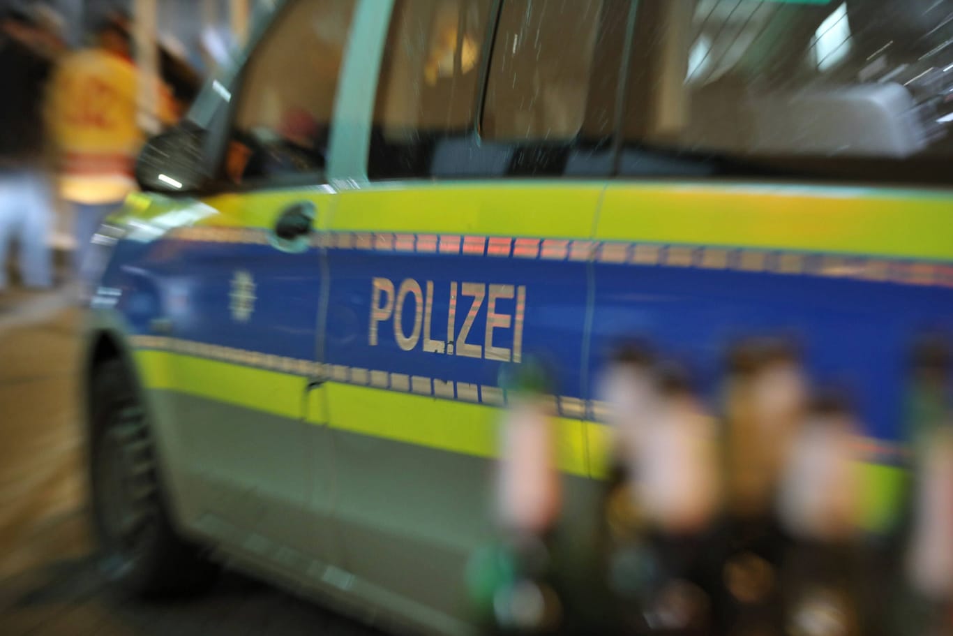 Die Polizei in Frankfurt wurde zu einem nächtlichen Einsatz gerufen. In Rödelheim kam ein Pedelec-Fahrer ums Leben (Symbolbild).
