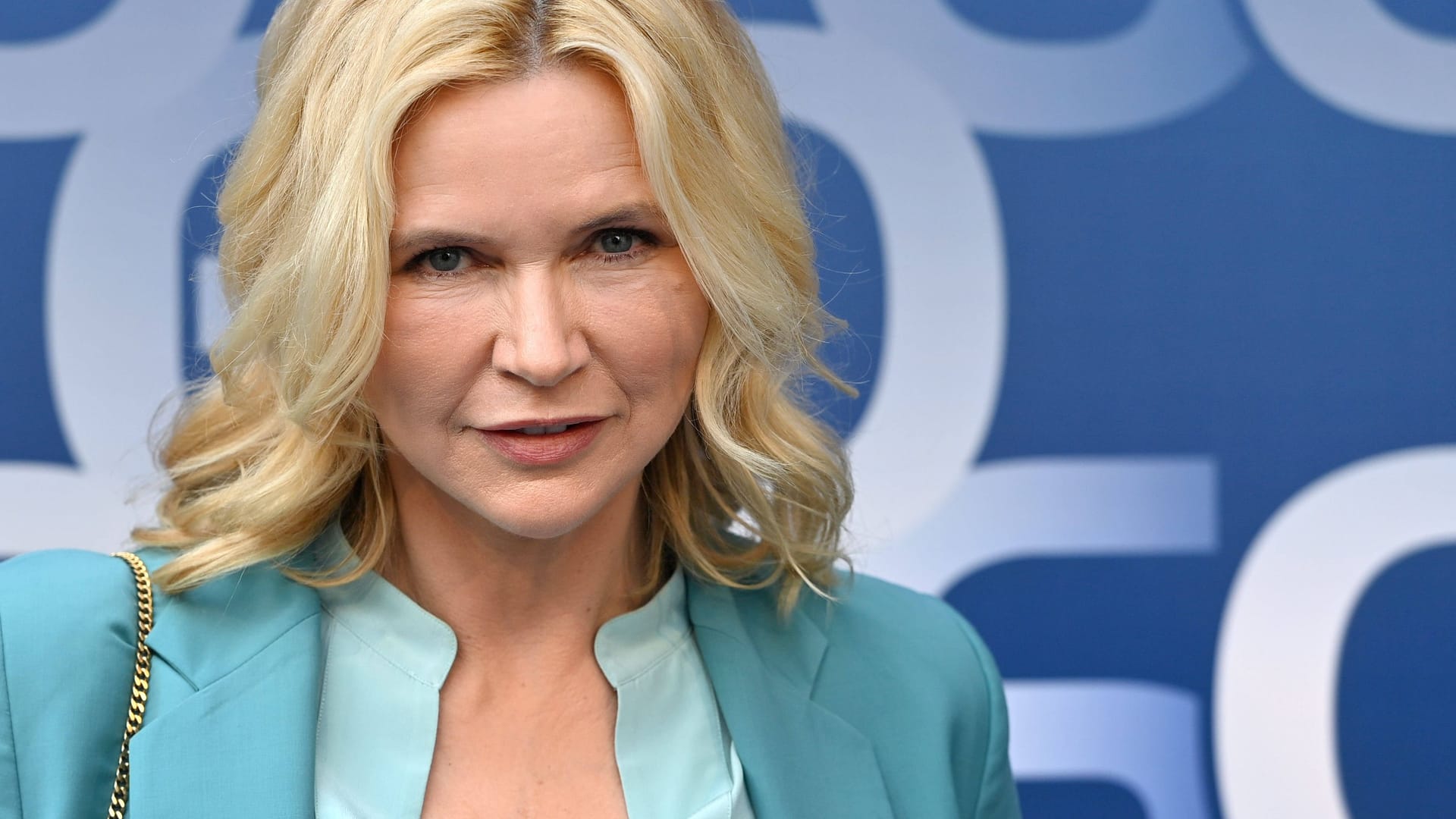 Veronica Ferres: Sie grüßt ihre Fans zum Jahresende.