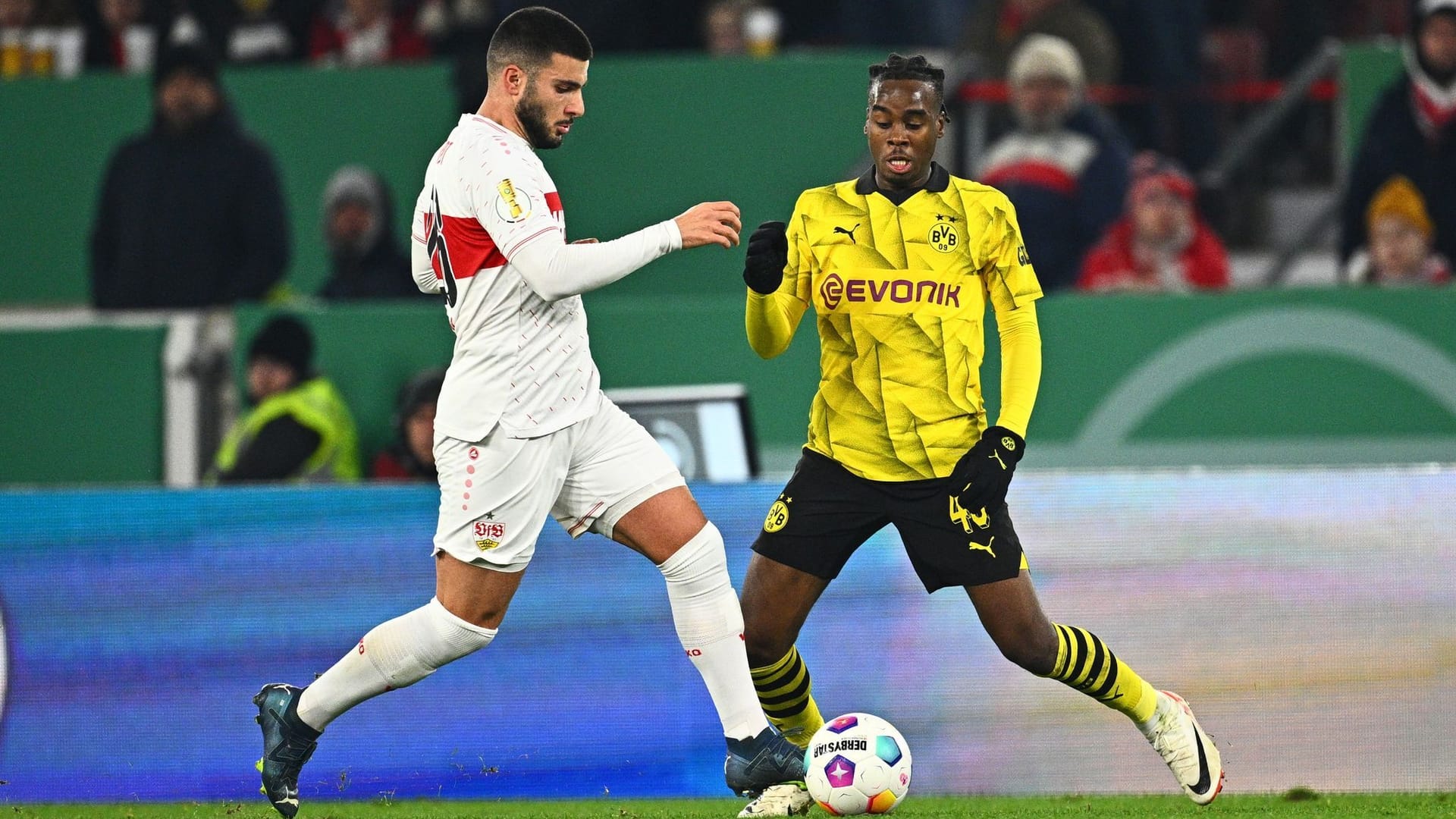 VfB Stuttgart - Borussia Dortmund VfB Stuttgart - Borussia Dortmund