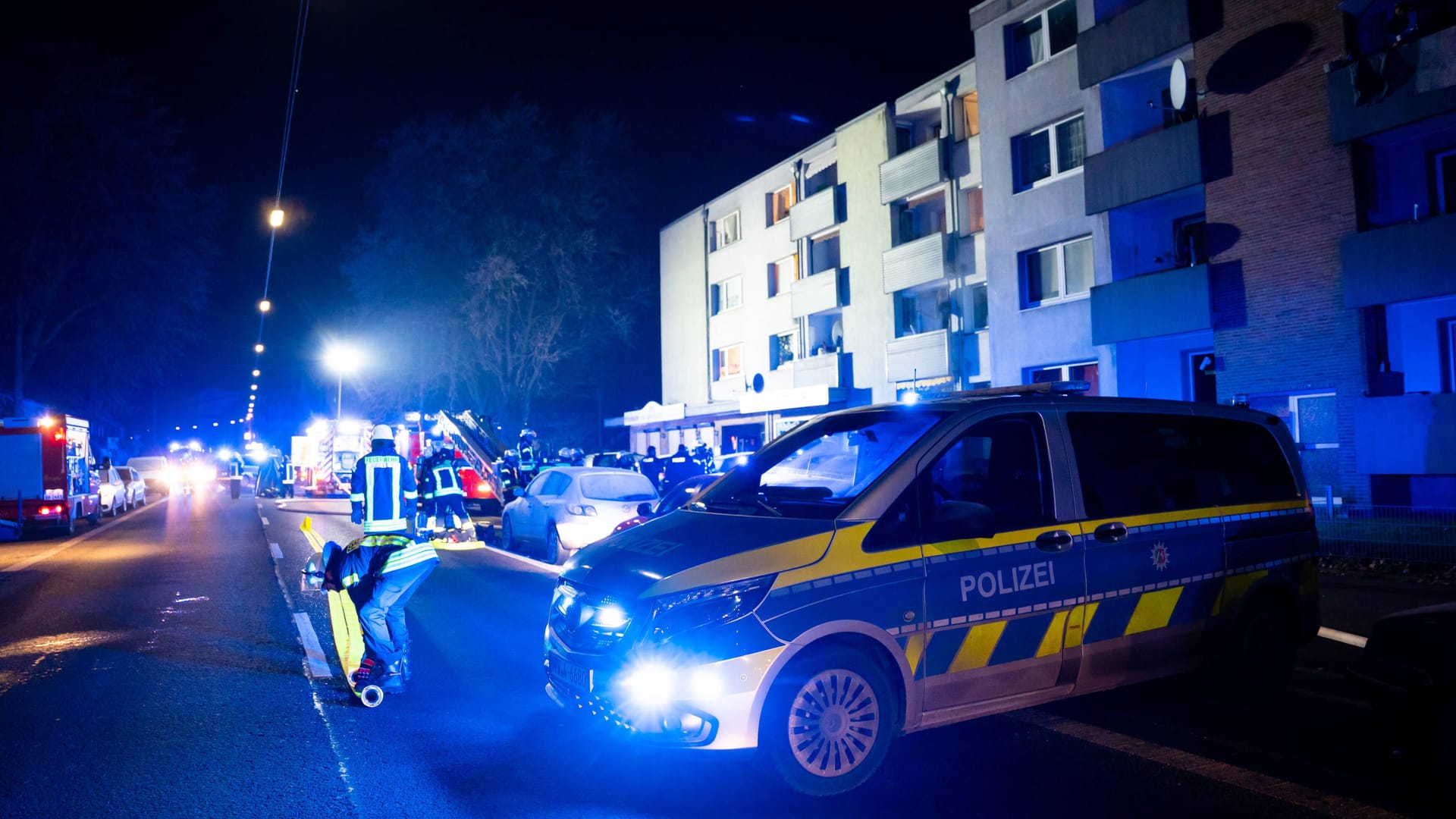 Rettungseinsatz in Datteln (Symbolfoto): Dort kam es am Mittwochabend zu einem schweren Unfall.