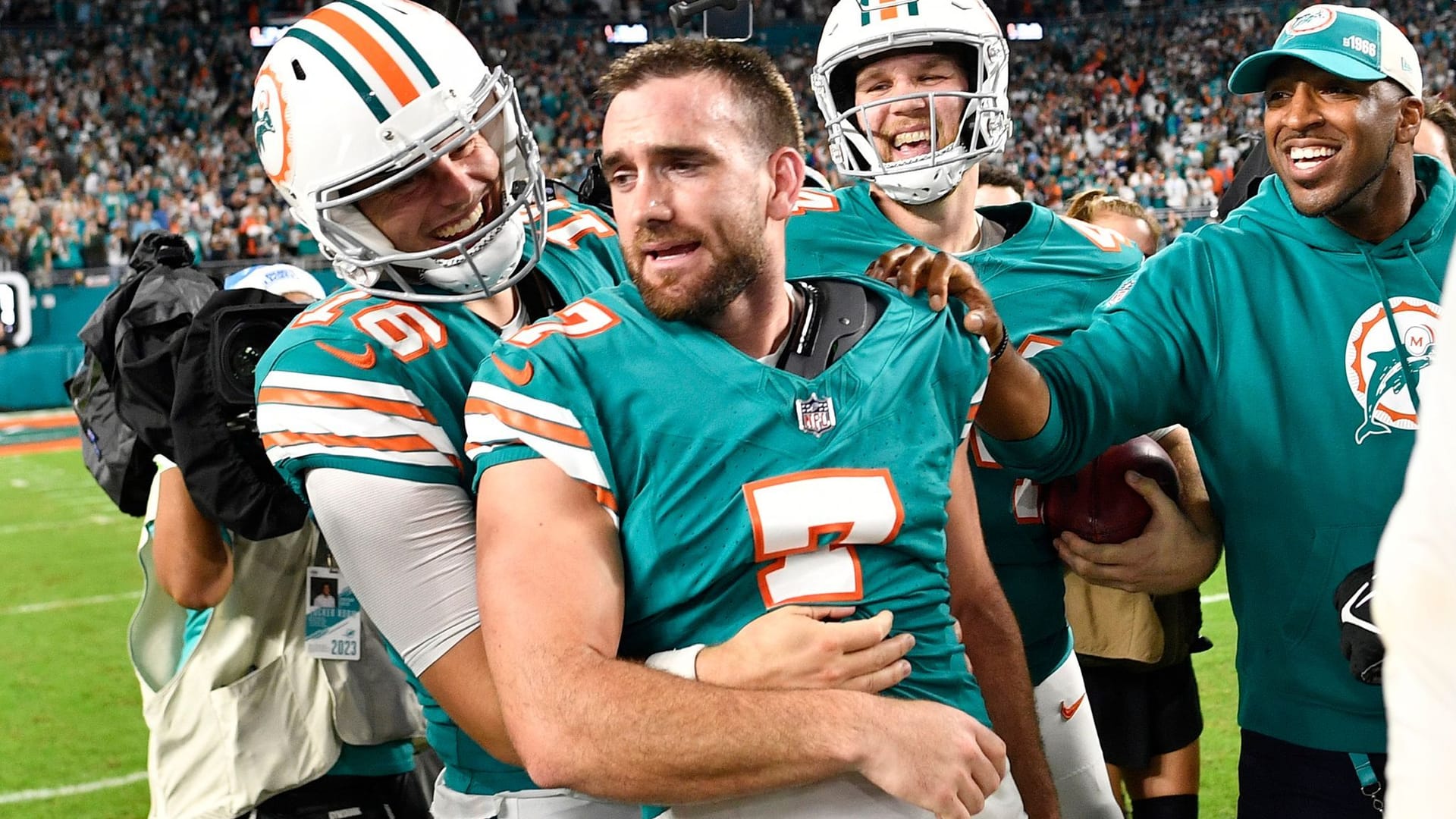 Miami Dolphins - Dallas Cowboys Miami Dolphins - Dallas Cowboys