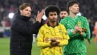 Niedergeschlagen: BVB-Trainer Terzic, Stürmer Adeyemi, Torwart Kobel (v. li.) nach der Partie beim VfB Stuttgart.