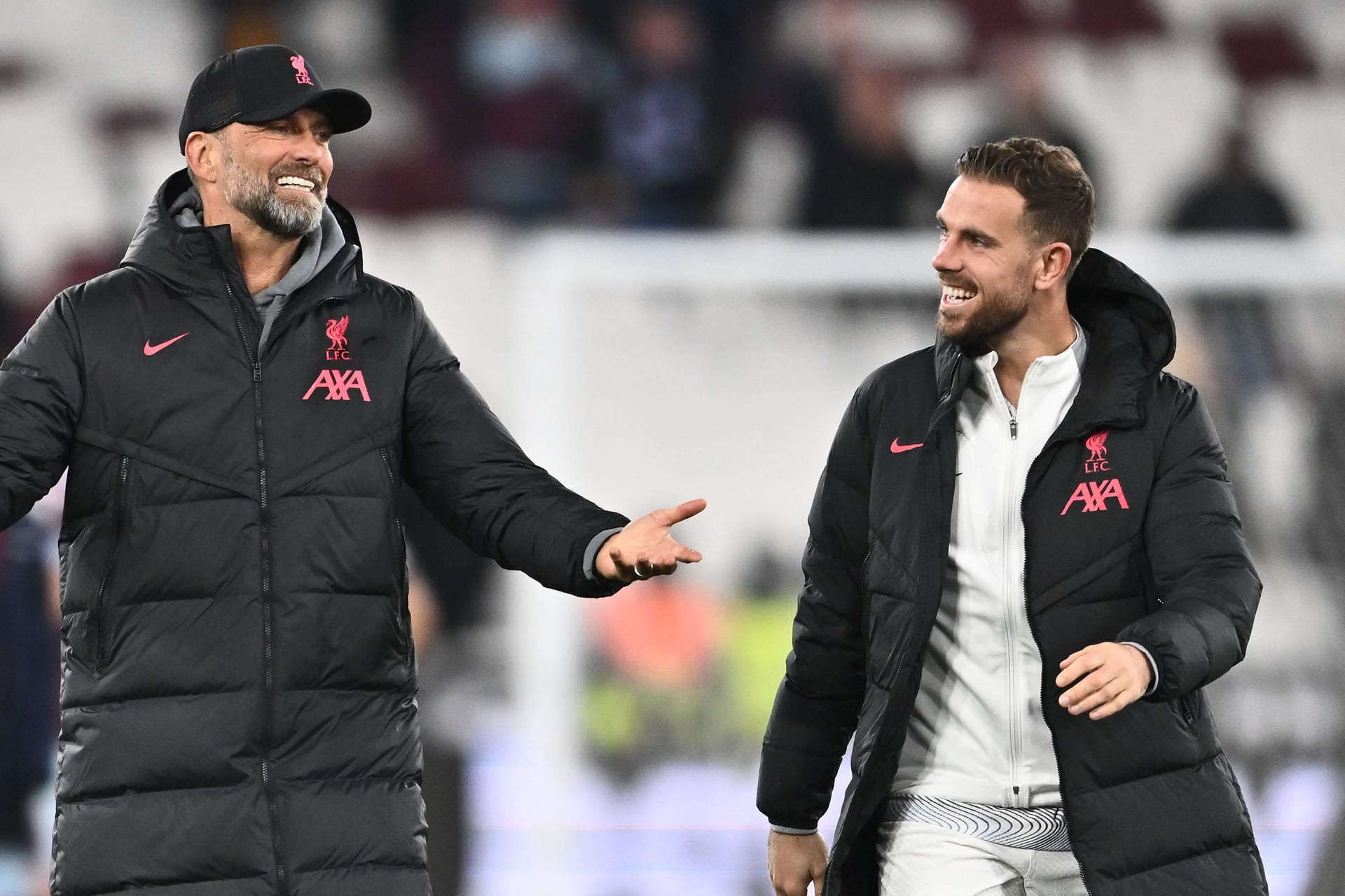 Erfolgsduo in Liverpool: Jürgen Klopp (l.) mit Jordan Henderson.