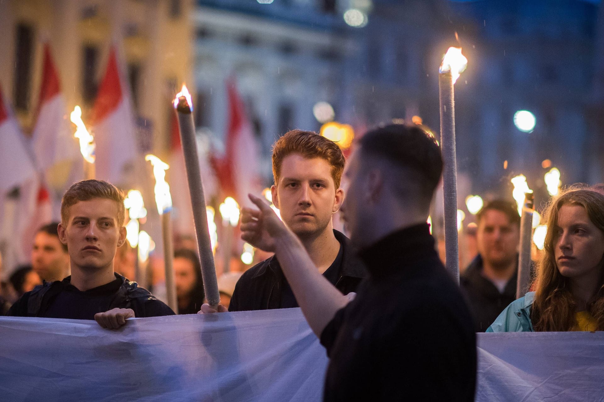 Aufmarsch der Identitären in Wien (Archivbild): Der Rechtsruck in Europa macht es dem Klimaschutz schwer.