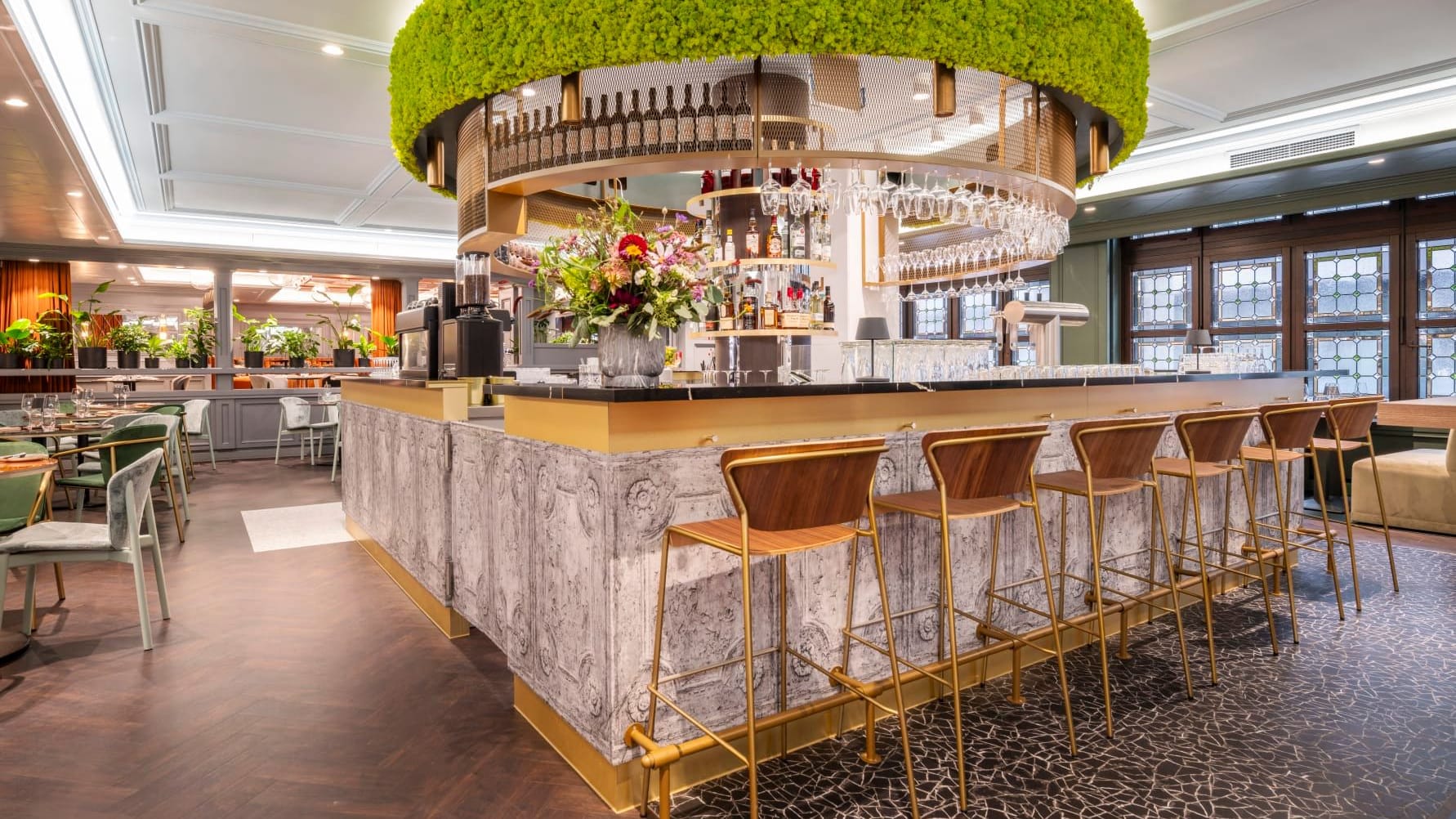 Das Restaurant im alten Hotel Maritim bot viele Jahre lang einen Sonntagsbrunch an, der bei den Nürnbergern sehr beliebt war.