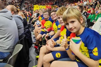 Die E-Jugend-Mannschaft vom TuS 59 Hamm: Sie durften am Sonntag das große und kleine Finale der Handball-EM vor Ort erleben.