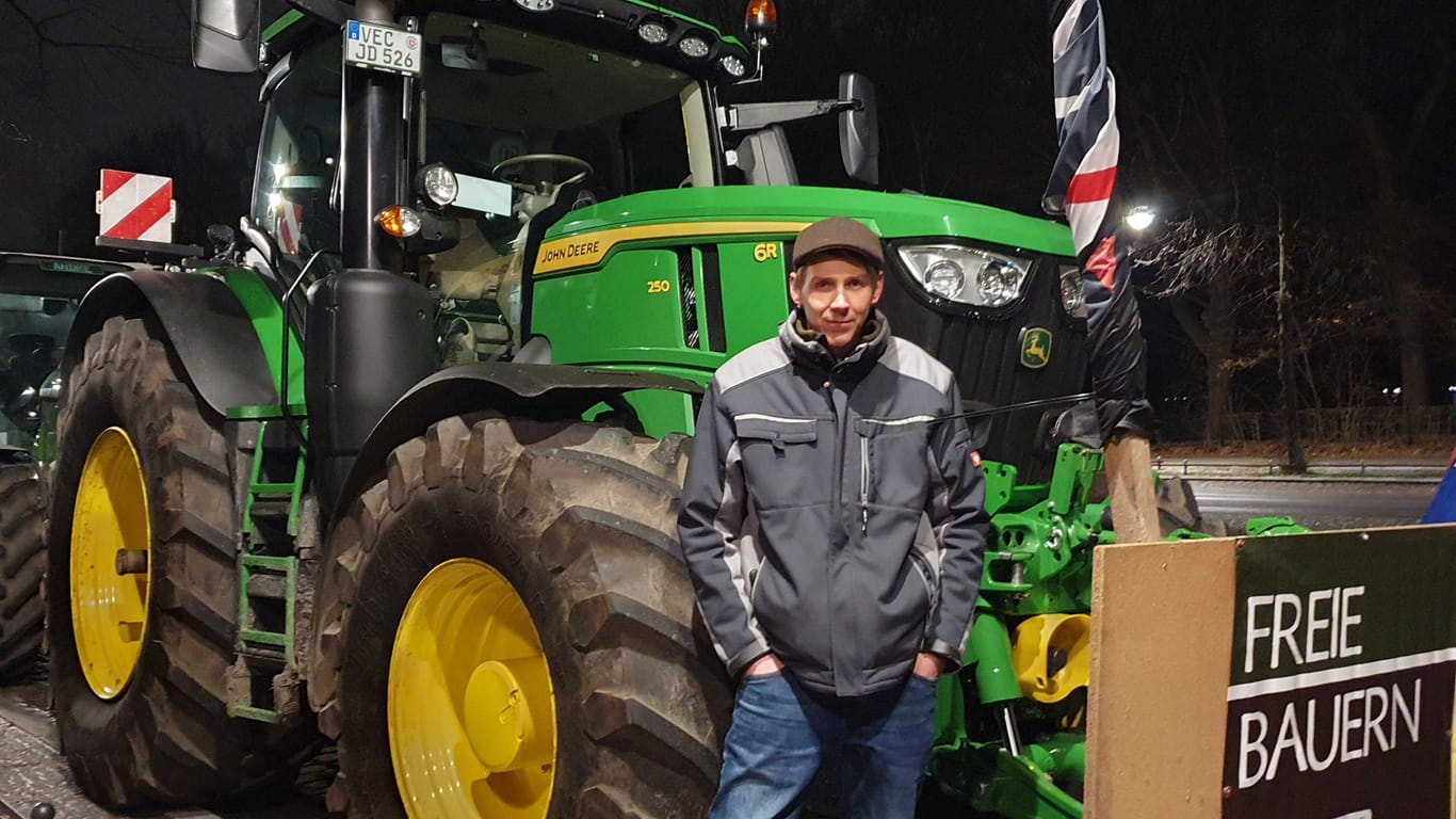 Frerk Arfsten: Er hält auf einem Betrieb in Sachsen-Anhalt auf 1.400 Hektar Rinder, Schweine und betreibt Ackerbau.