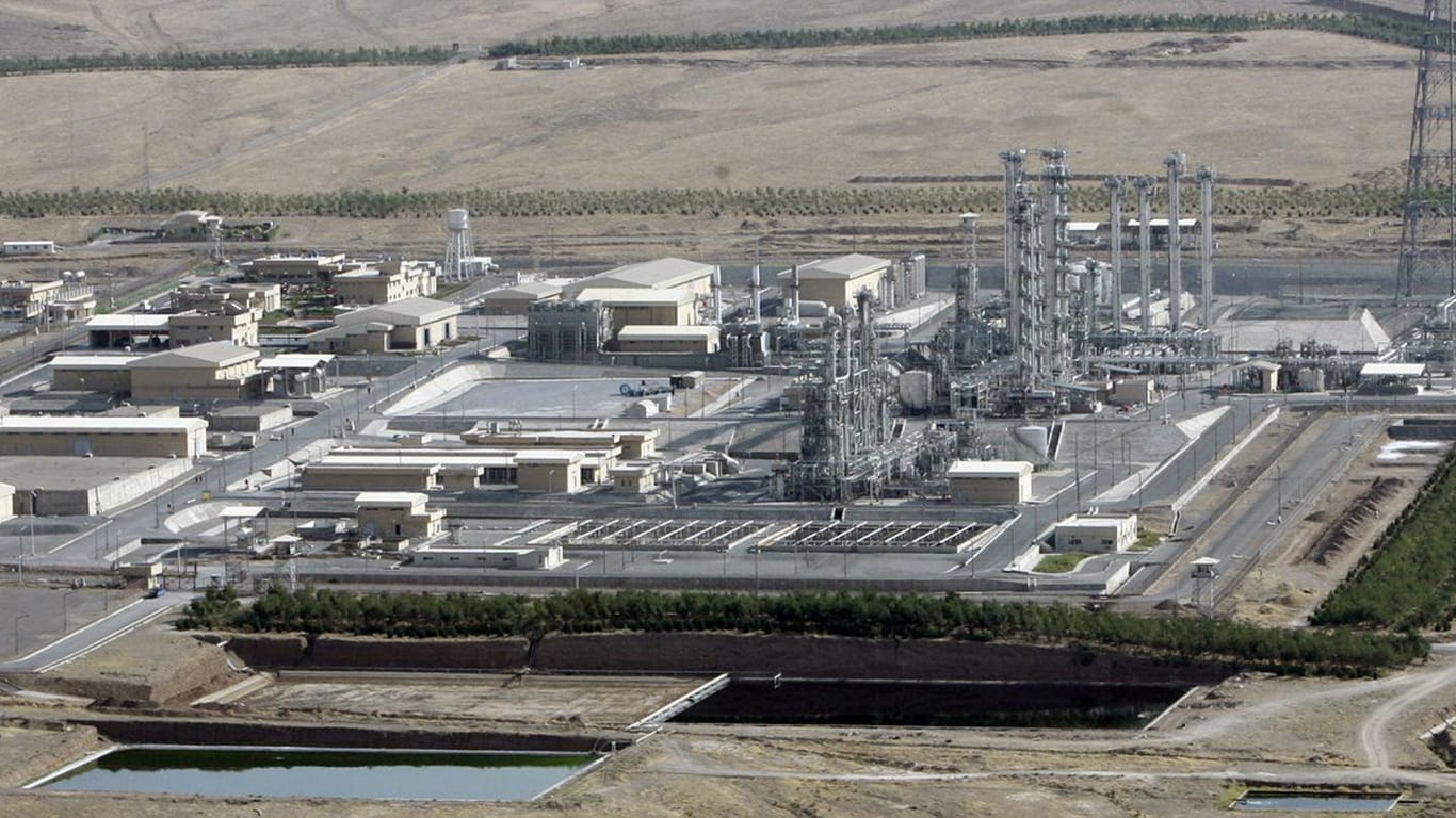 Das "Arak Reaktorprojekt für schweres Wasser" im Iran, 190 Kilometer südwestlich von Teheran (Archivbild): Der Westen befürchtet, dass die vorgeblich zivile Anlage zur Produktion von Atomwaffen dient.