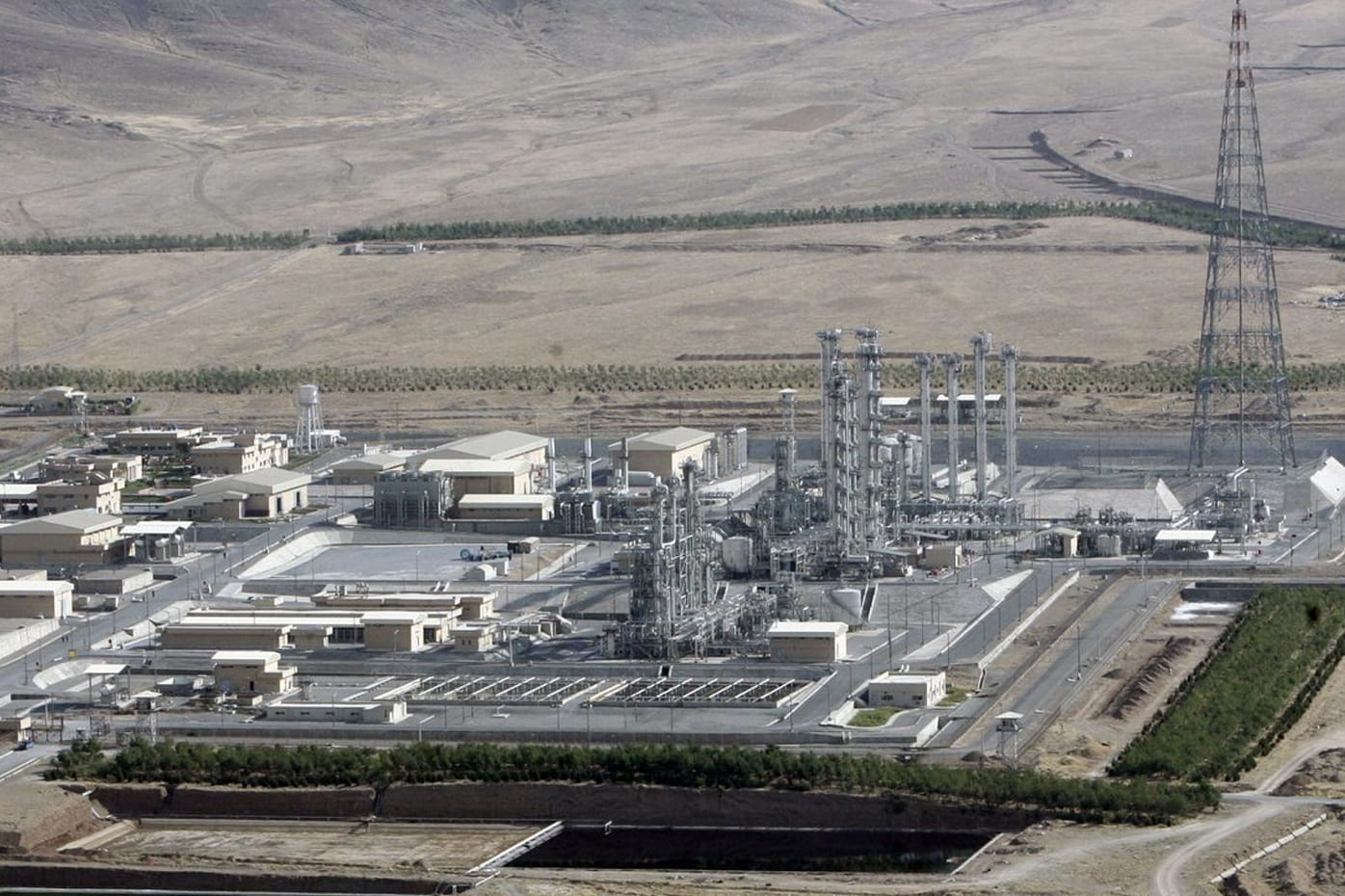Das "Arak Reaktorprojekt für schweres Wasser" im Iran, 190 Kilometer südwestlich von Teheran (Archivbild): Der Westen befürchtet, dass die vorgeblich zivile Anlage zur Produktion von Atomwaffen dient.