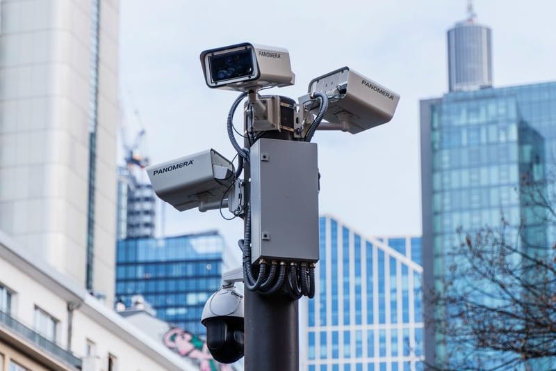 Eine Anlage zur Videoüberwachung steht an der Kreuzung Mosel-/Kaiserstraße.