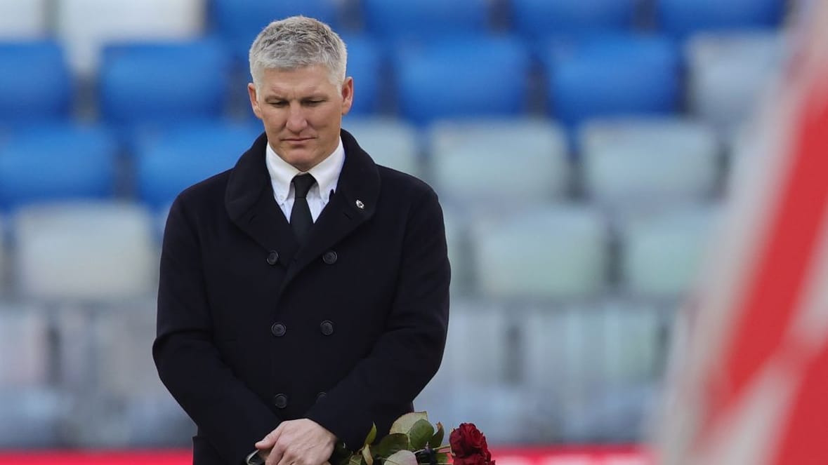 Bastian Schweinsteiger: Er trauert um Beckenbauer.