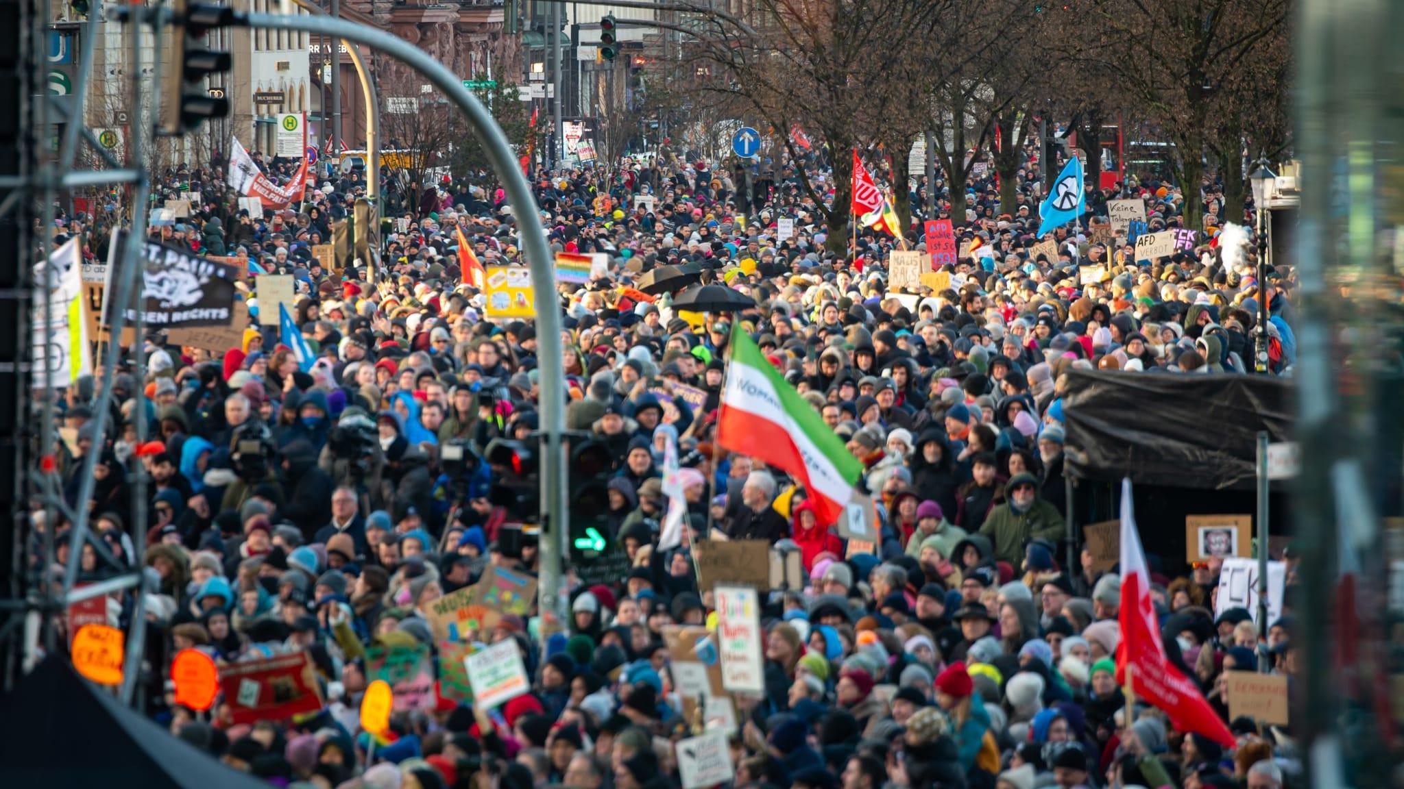 Neue Proteste: Deutschlandweit viele Demonstrationen gegen rechts angekündigt