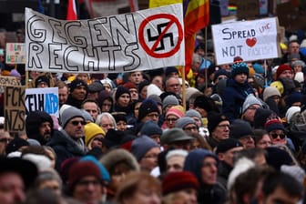 GERMANY-POLITICS/FAR-RIGHT PROTEST