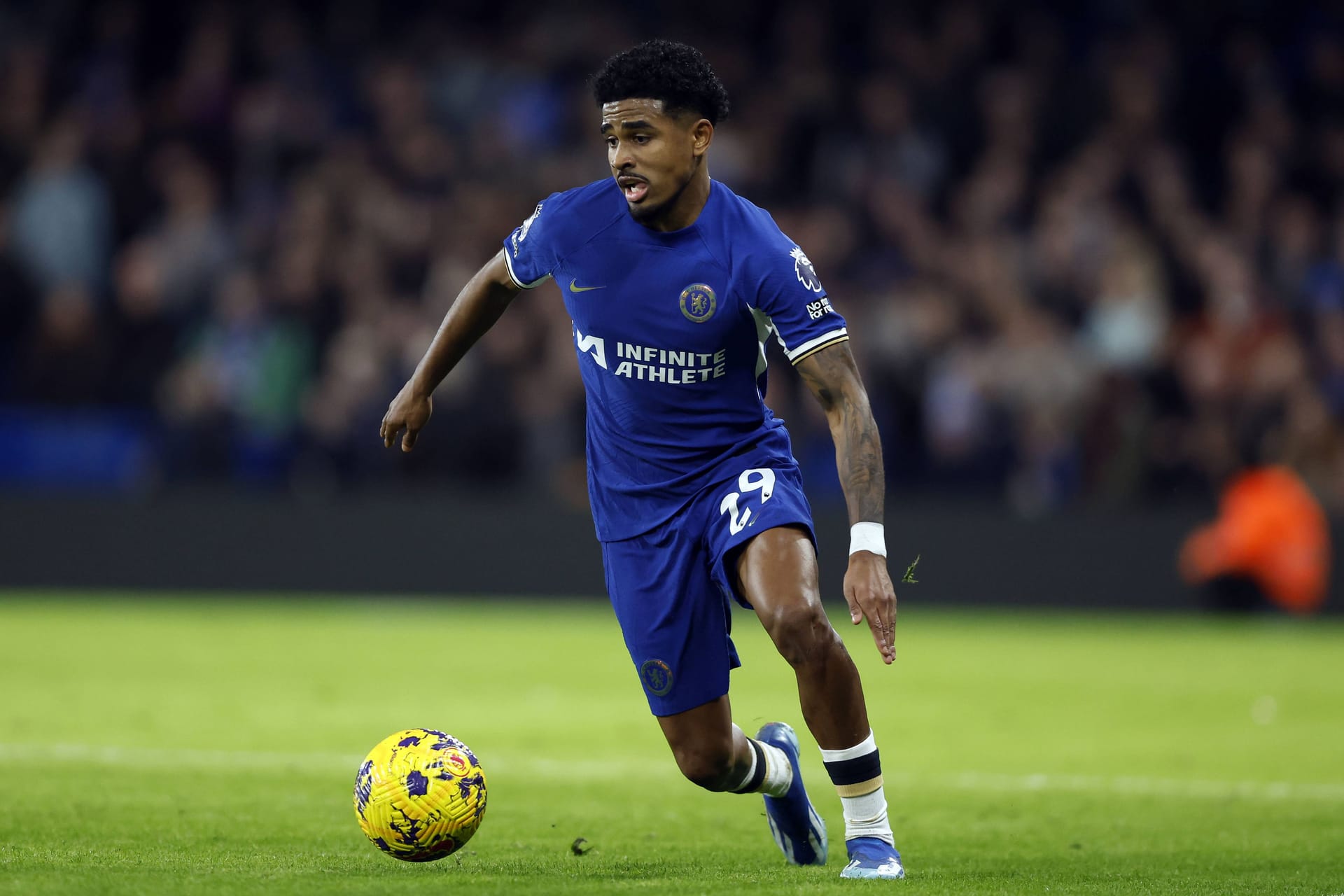 Ian Maatsen: Er soll beim BVB unterschrieben haben.