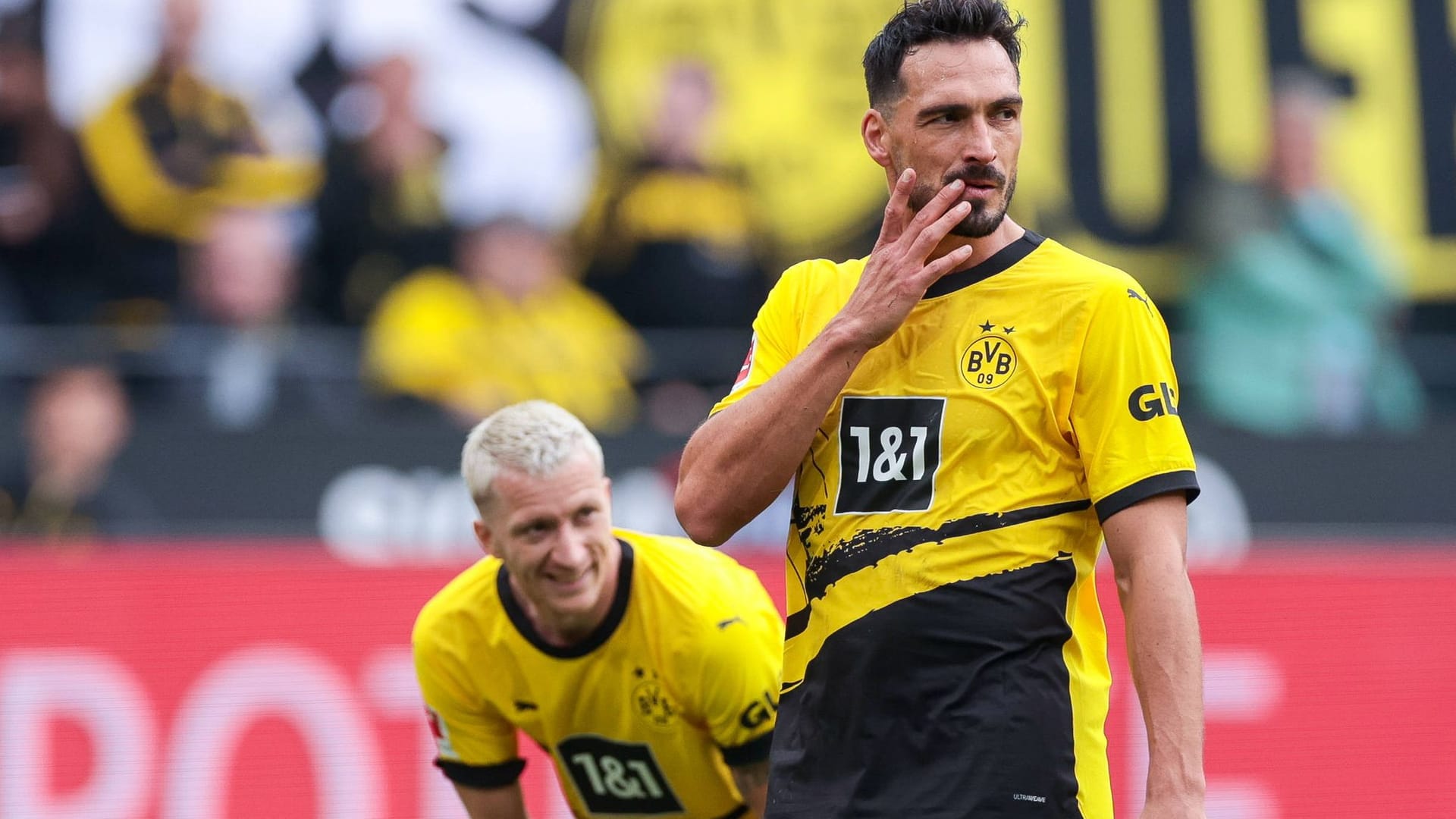 Marco Reus (l.) und Mats Hummels: Die beiden BVB-Stars drohen für das Köln-Spiel aufzufallen. Marco Reus (l.) und Mats Hummels: Die beiden BVB-Stars drohen für das Köln-Spiel aufzufallen.