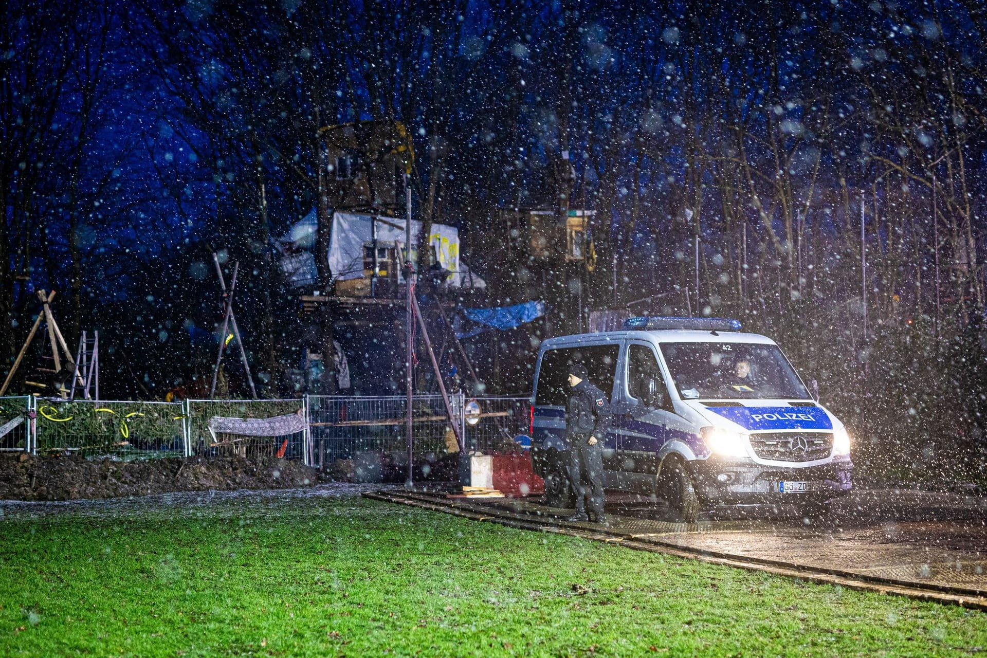 Proteste gegen Ausbau des Südschnellwegs in Hannover