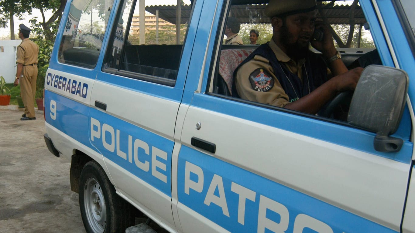Indisches Polizeiauto (Symbolbild): Die Polizei geht von einem vorsätzlichen Mord aus.