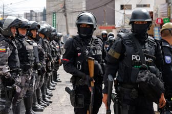 Polizei in Ecuador: Der Präsident des Landes hat den Ausnahmezustand ausgerufen.