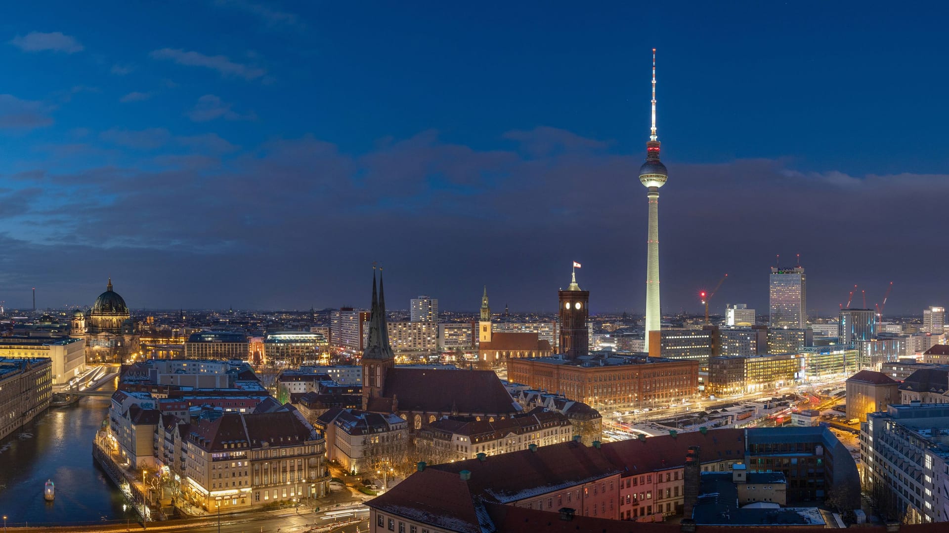 Die Skyline von Berlin (Archivbild): Bei einem Ranking der besten Städte der Welt hat die deutsche Hauptstadt sehr gut abgeschnitten.