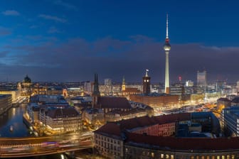 Die Skyline von Berlin (Archivbild): Bei einem Ranking der besten Städte der Welt hat die deutsche Hauptstadt sehr gut abgeschnitten.