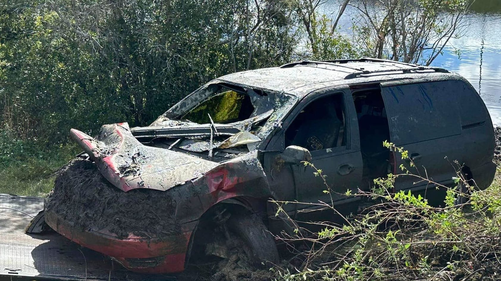 Das Auto der vermissten Frau. Anderthalb Jahre lang suchten die Taucher nach der Frau und ihrem Auto.