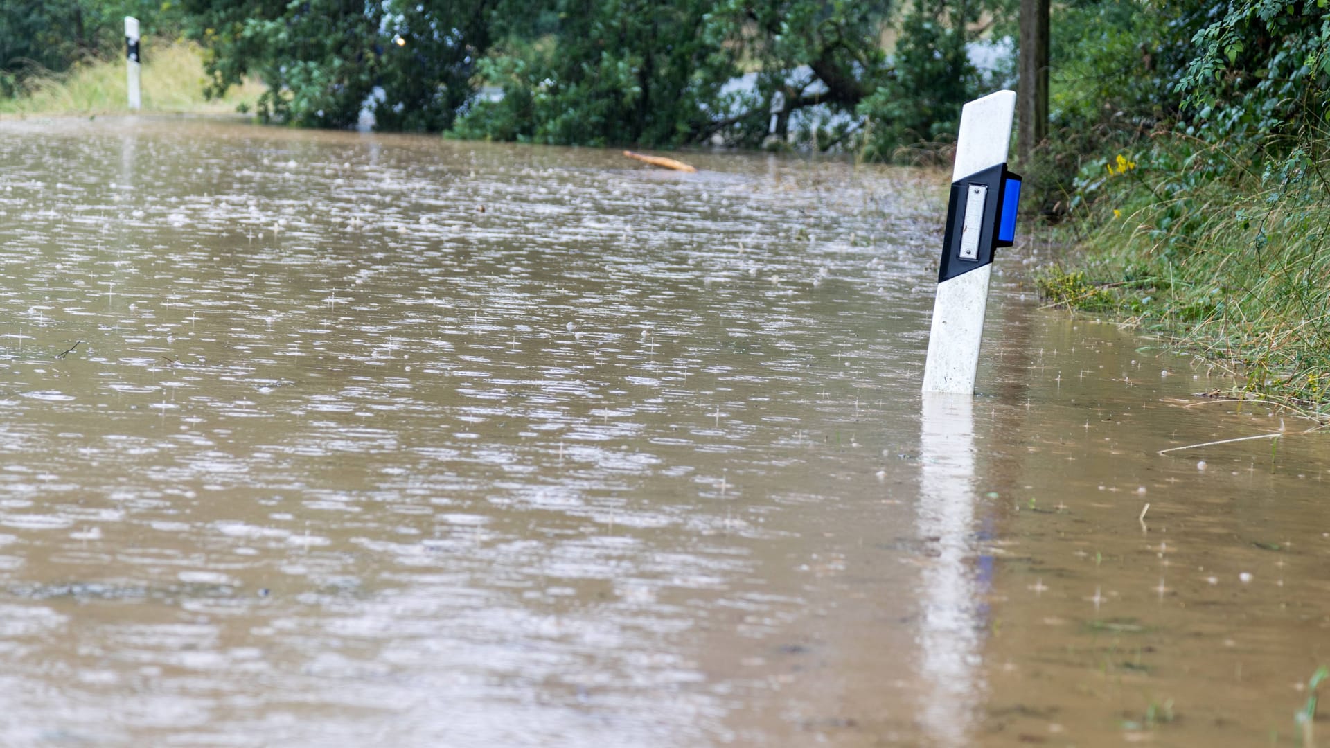 (Symbolfoto) Ein solches Warnsignal warnt unter anderem auch vor Katastrophen wie Hochwasser.