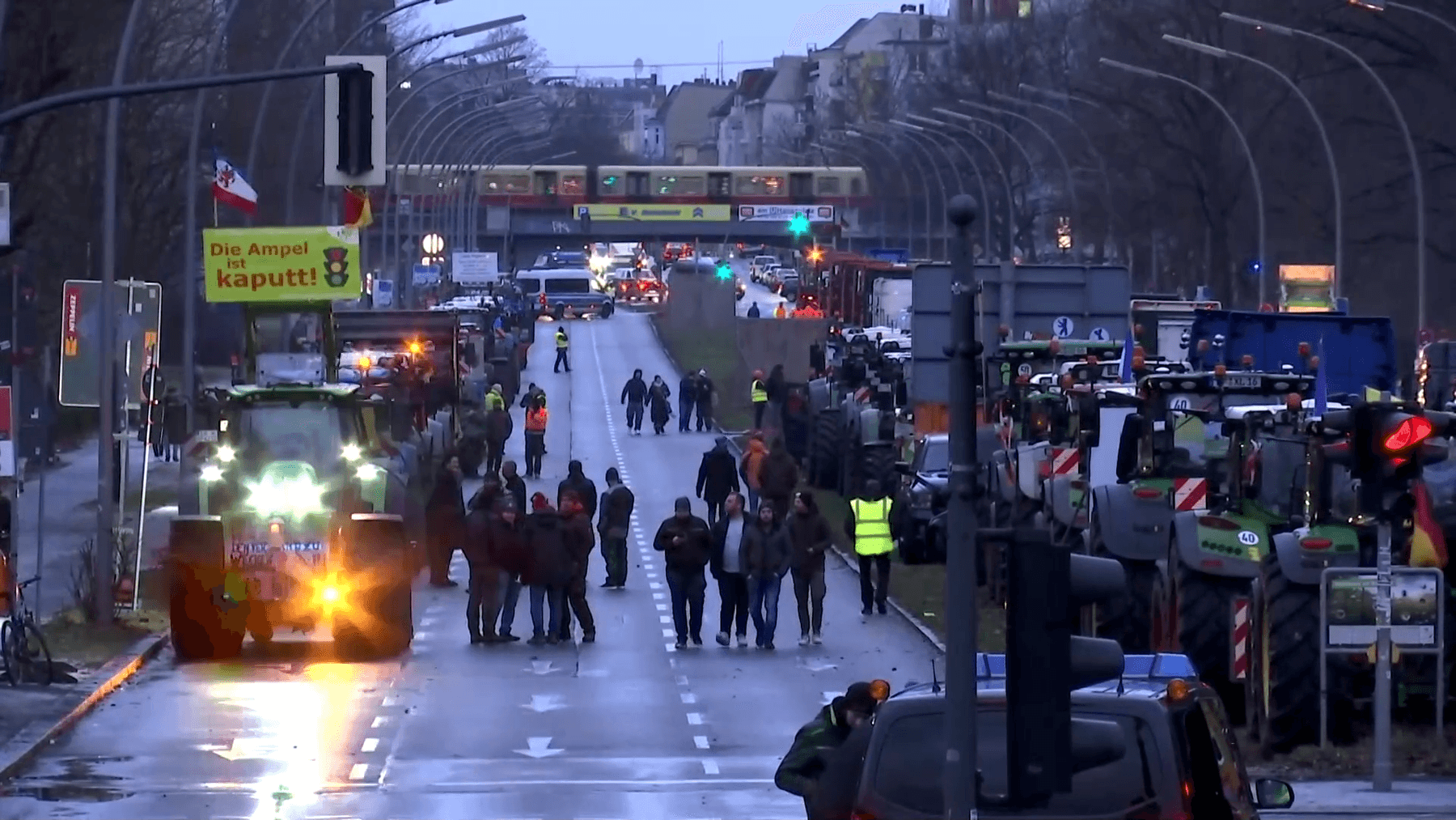 Berlin: Auftakt der Bauern-Demo