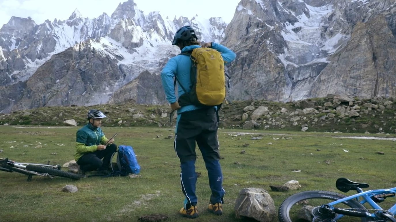 Testsieger: Bei Otto ist der Outdoor-Rucksack Trans Alpine 30 von Deuter heute so günstig wie noch nie erhältlich.