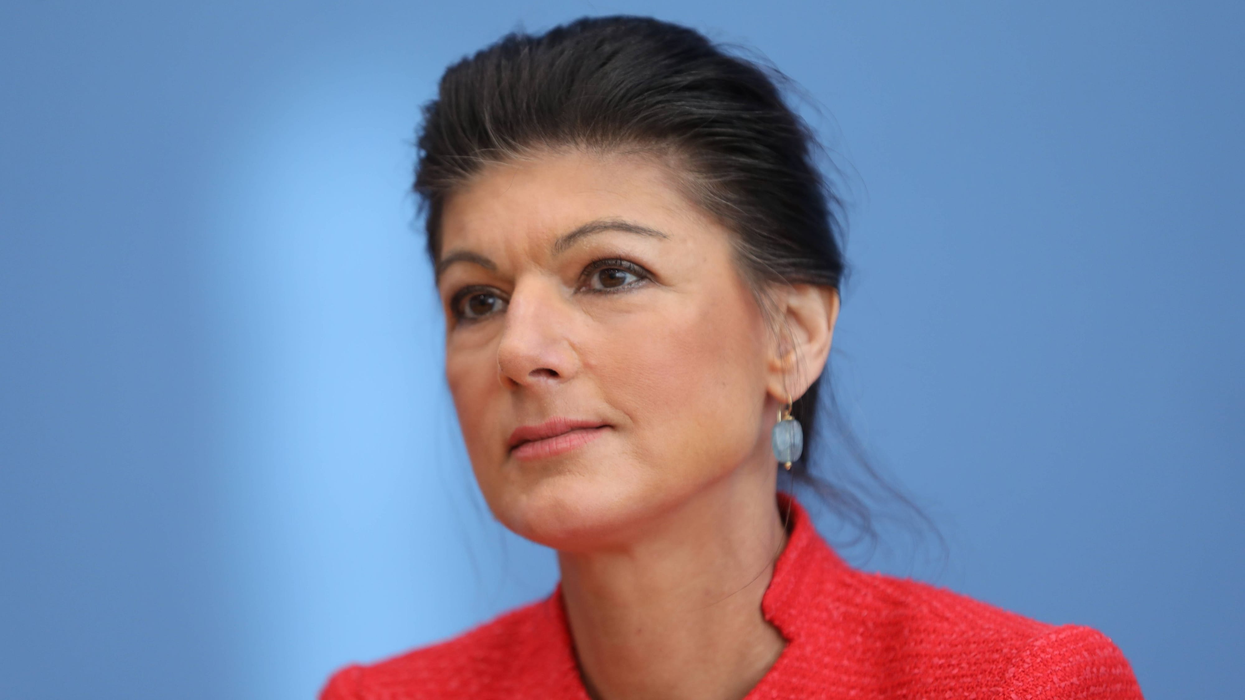Bündnis Sahra Wagenknecht stark, SPD verliert weiter | Umfrage