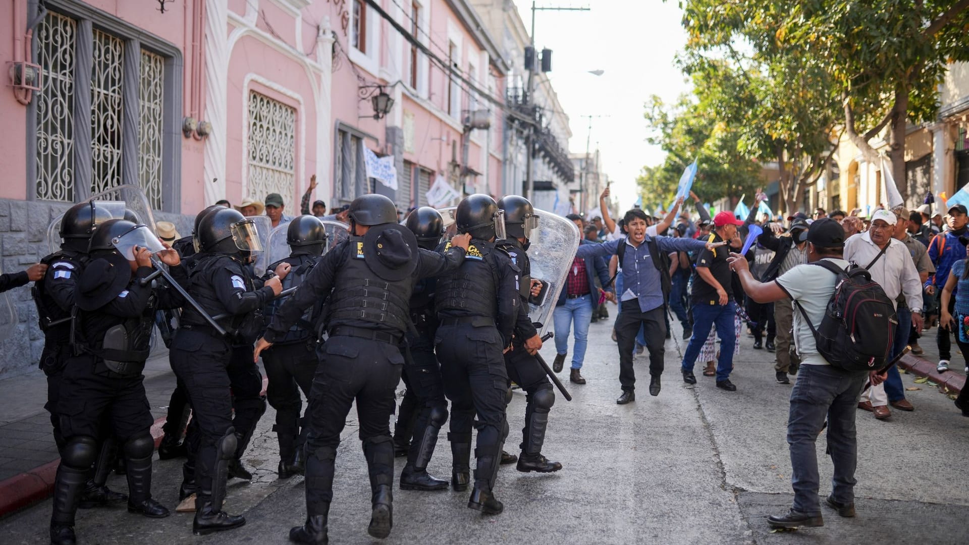 Vor dem Präsidetenwechsel in Guatemala Vor dem Präsidetenwechsel in Guatemala
