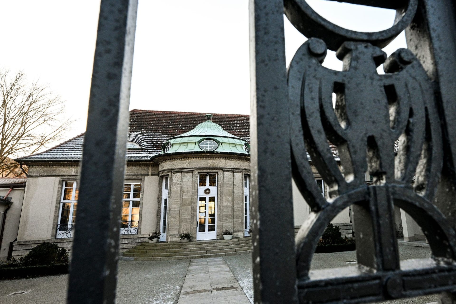 urn:newsml:dpa.com:20090101:240110-911-008392