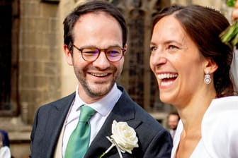 Graf Charles Henri d'Udekem d'Acoz und Gräfin Caroline Philippe bei ihrer Hochzeit im Herbst 2022.