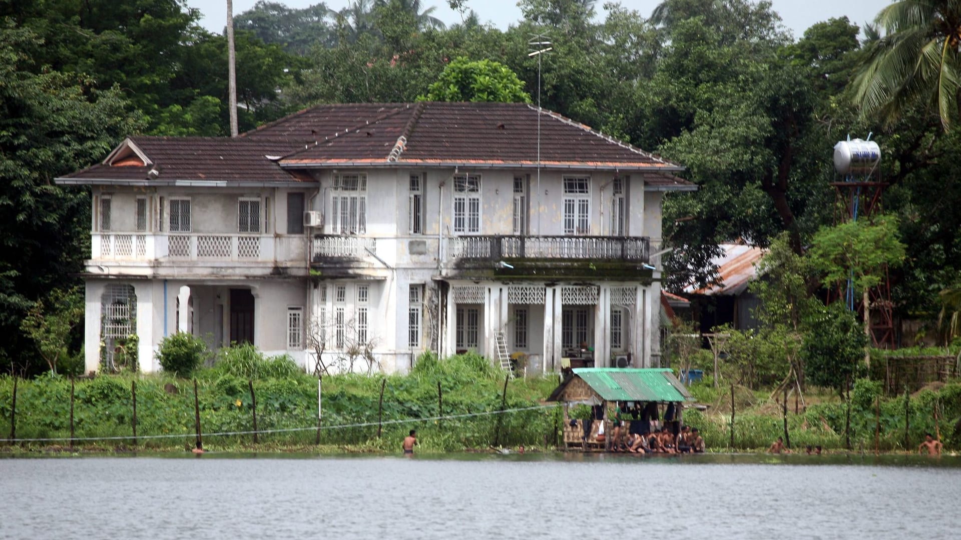 Elternhaus von Aung San Suu Kyi wird versteigert