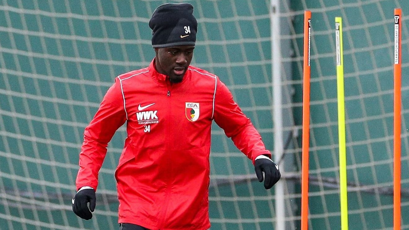 Nathanael Mbuku: Augsburg leiht Flügelspieler Mbuku aus | Transfernews