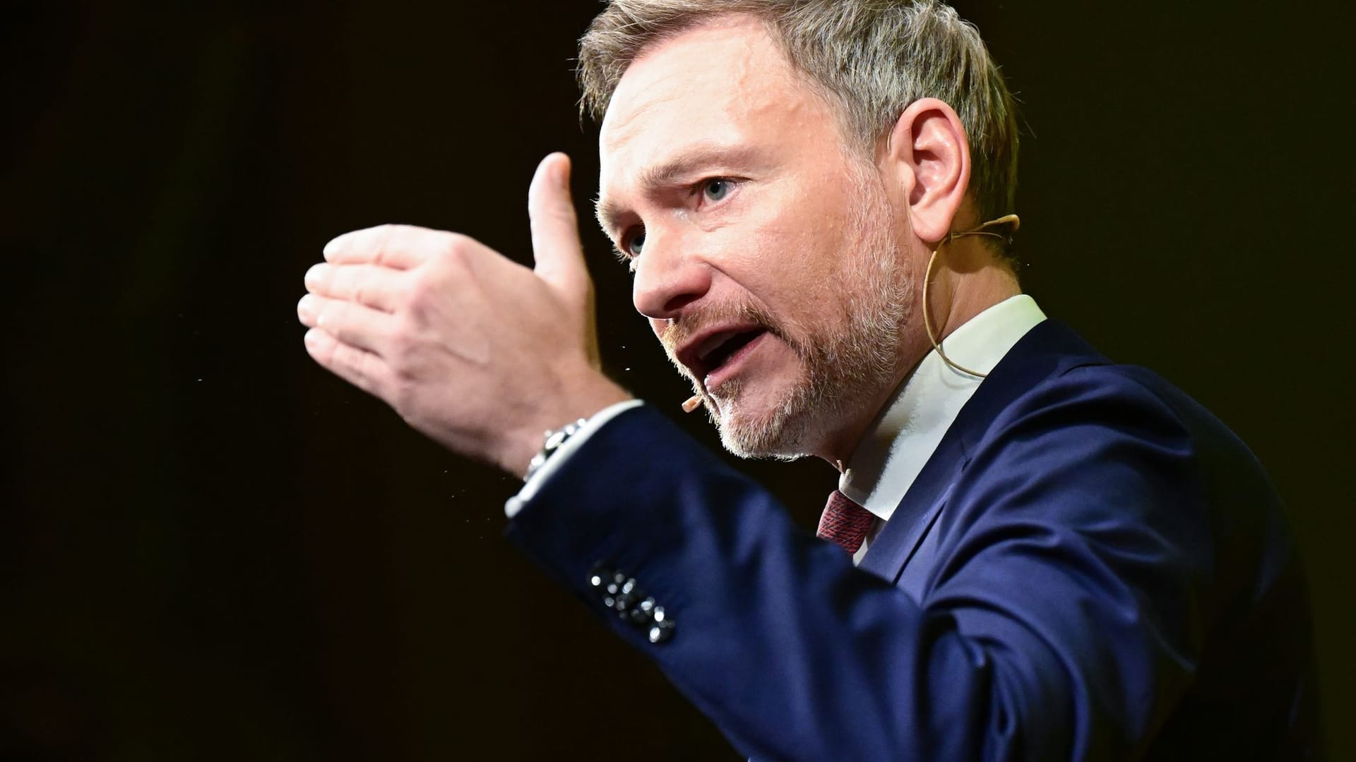 Stuttgart: Parteichef Lindner bei seiner Rede.